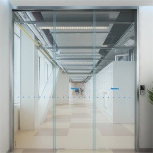 韩国q口斯纳昂自动门门禁pd